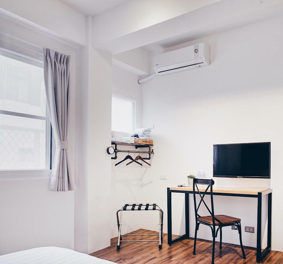 Mutter Apartment Tainan Exterior photo
